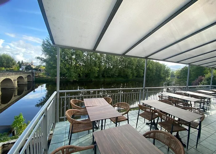 La Terrasse Larche (Correze)